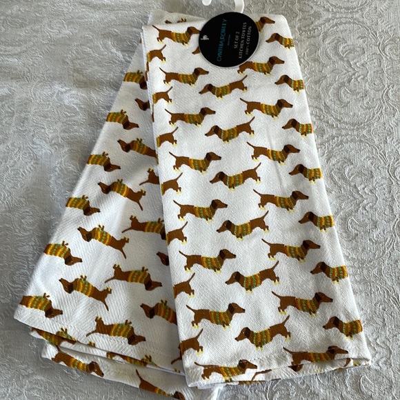 Cynthia Rowley Other - Darling dachshund in sweaters Cynthia Rowley, kitchen towels. Set of 2